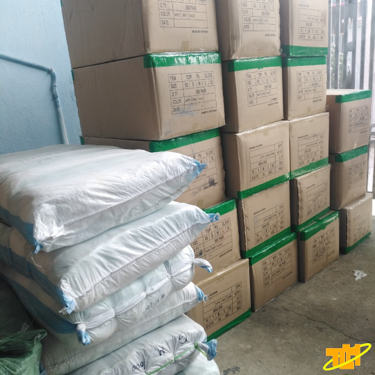 găng tay sợi Polyester không phủ màu trắng (Size S-M-L)